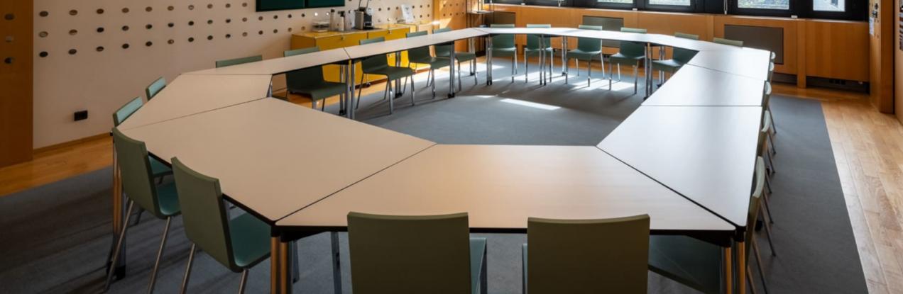 Pacifique-Table_unique-vide_banniere